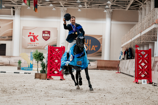 Vadim Cherevan and Chardonnay won both Grand Prix of the show "Konkurniy Bum" in Moscow!
